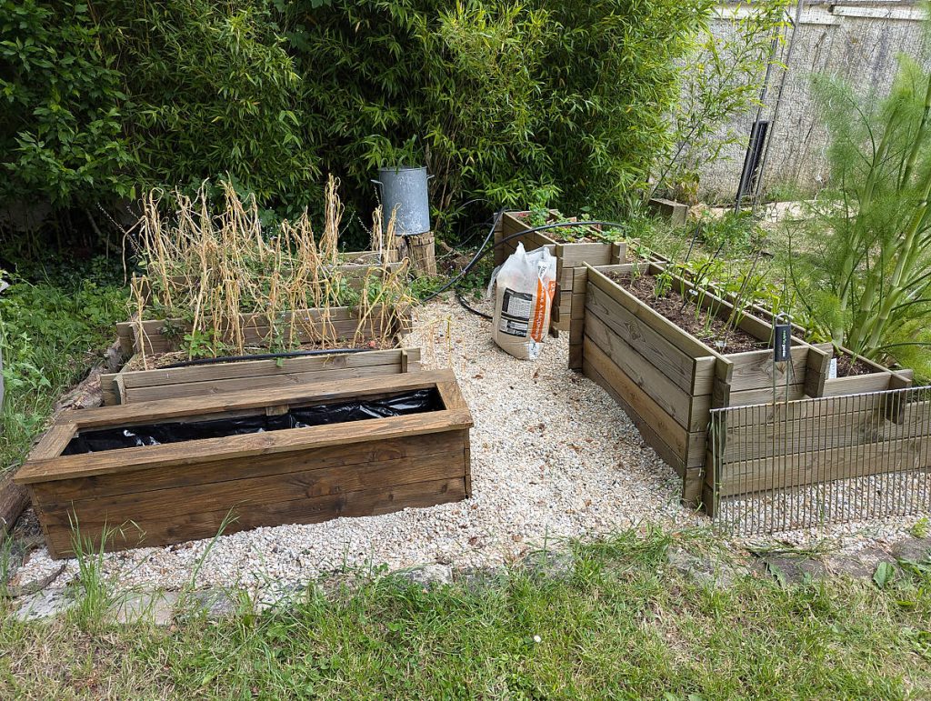 Installation de la jardinière en palette