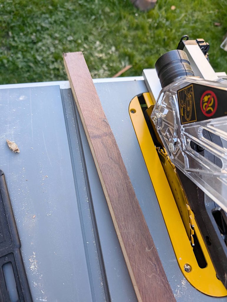 Chute de planche plaquée