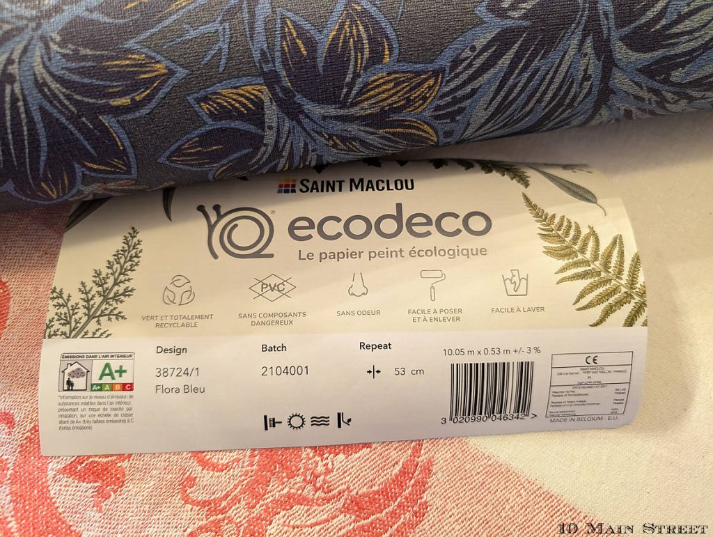 Papier peint à motifs