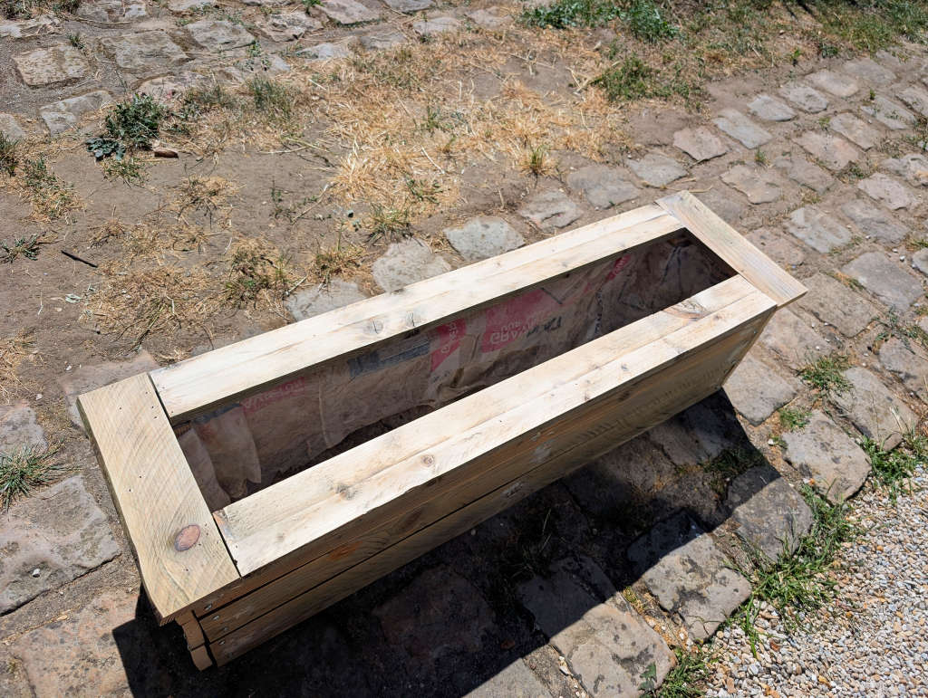 Jardinière prête à être protégée