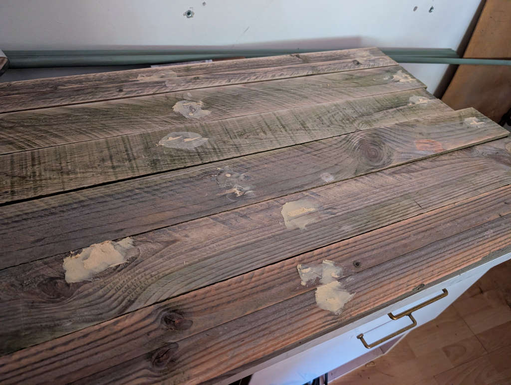 préparation du bois de la palette