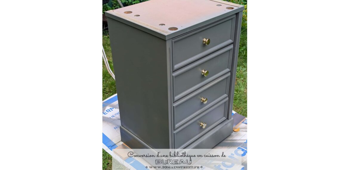 Bibliothèque chinée upcyclée en caisson de bureau